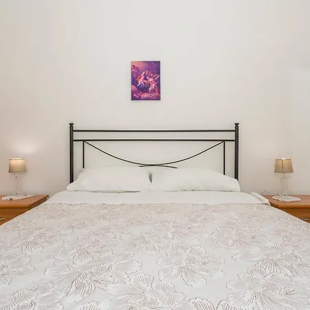 Apartament Dell'eucalyptus Acireale